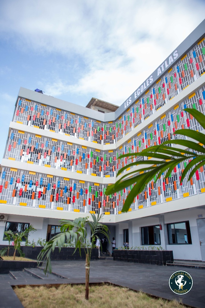 Cérémonie d'inauguration du lycée